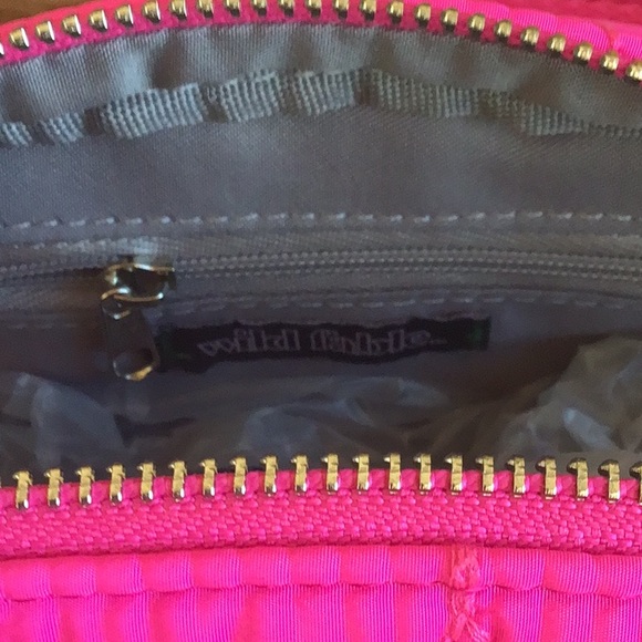 ‘Wild Fable’ Hot Pink Quilted Fannypack - Picture 7 of 8